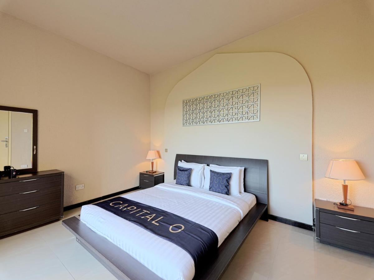 Capital O133 Al Sawadi Beach Resort & Spa Barka Eksteriør billede