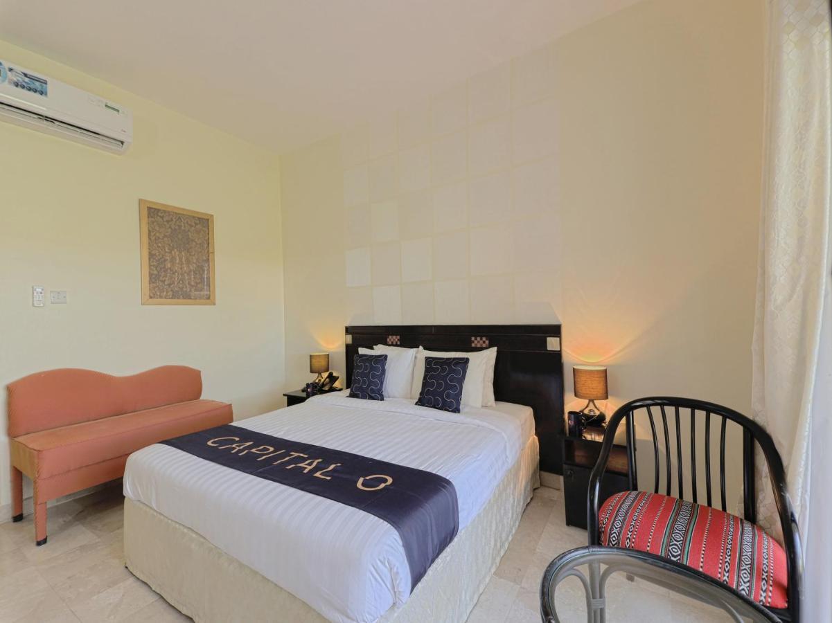 Capital O133 Al Sawadi Beach Resort & Spa Barka Eksteriør billede