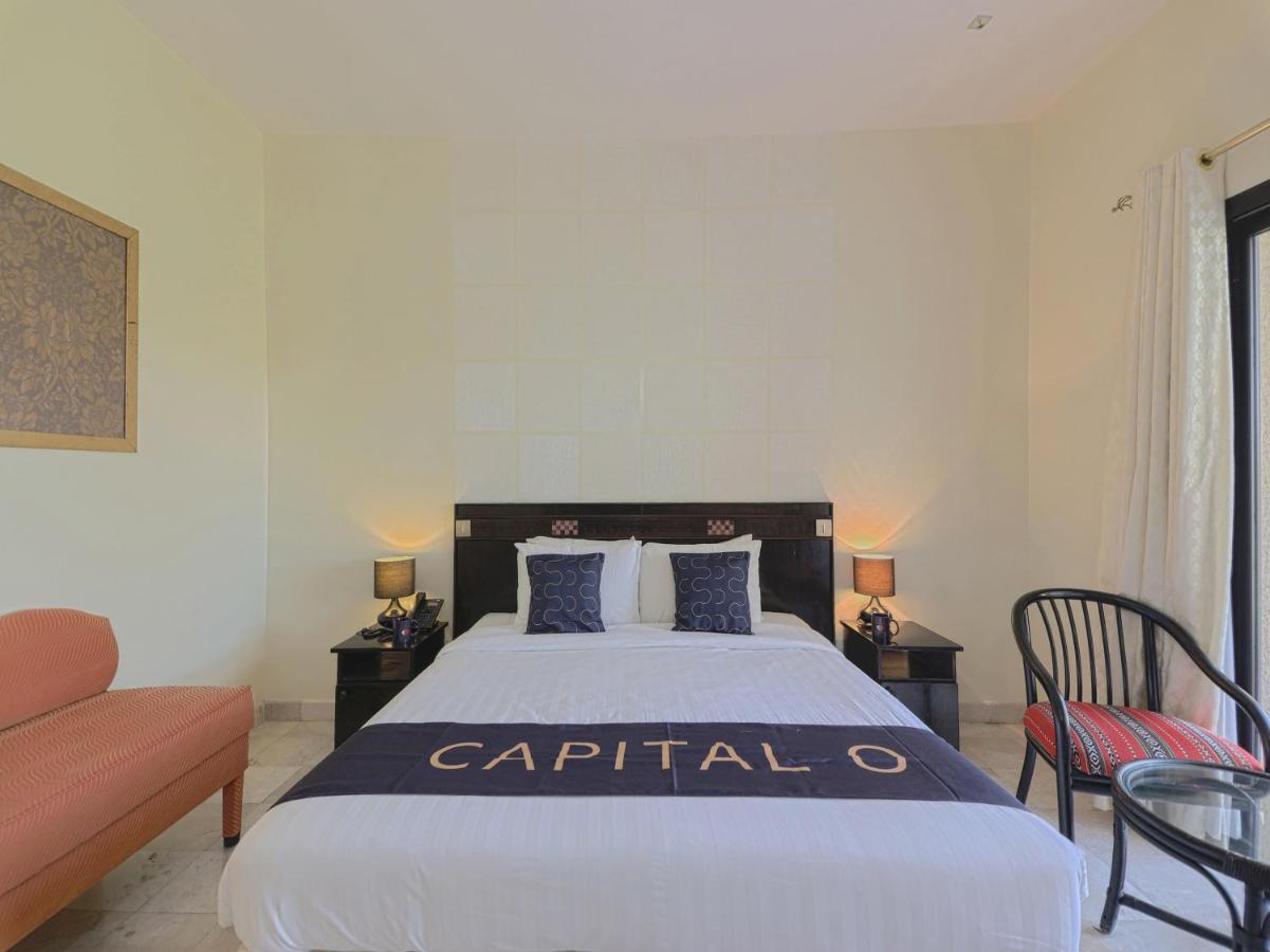 Capital O133 Al Sawadi Beach Resort & Spa Barka Eksteriør billede