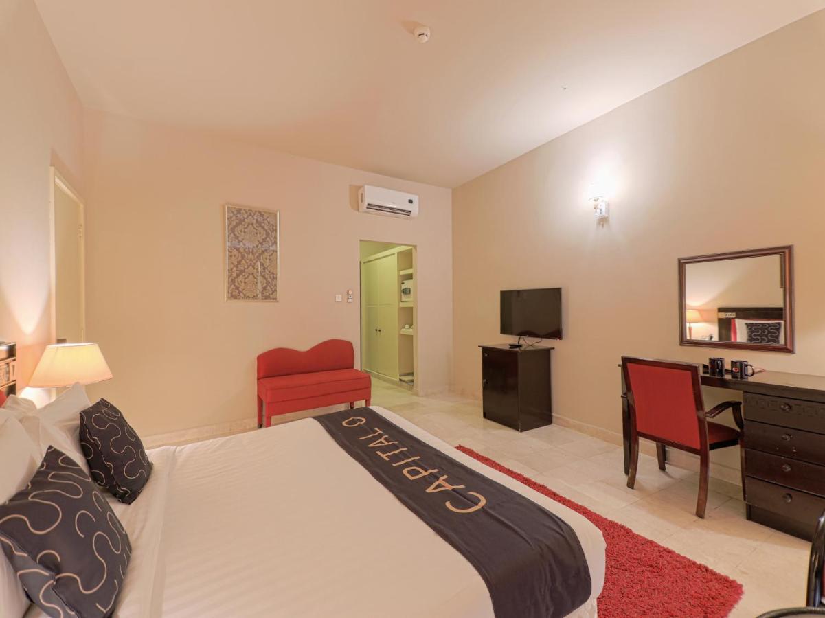 Capital O133 Al Sawadi Beach Resort & Spa Barka Eksteriør billede